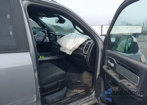 2020 Ram 2500 Big Horn 4X4 6'4 Box z USA, uszkodzony, nr VIN 3C6UR5DL5LG267456